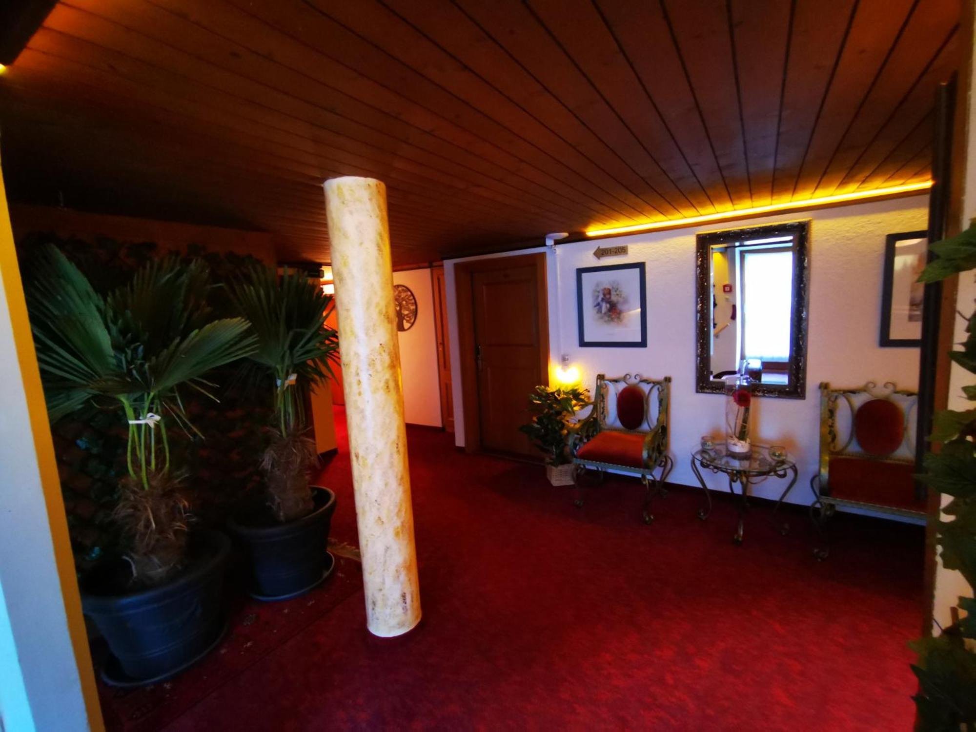 Gasthof Geronimo Weissbach bei Lofer Luaran gambar