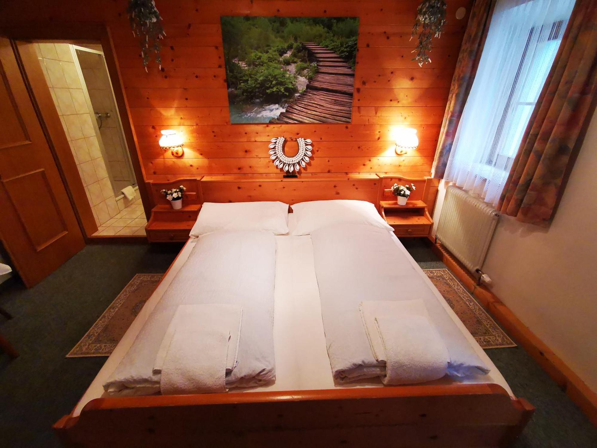 Gasthof Geronimo Weissbach bei Lofer Luaran gambar