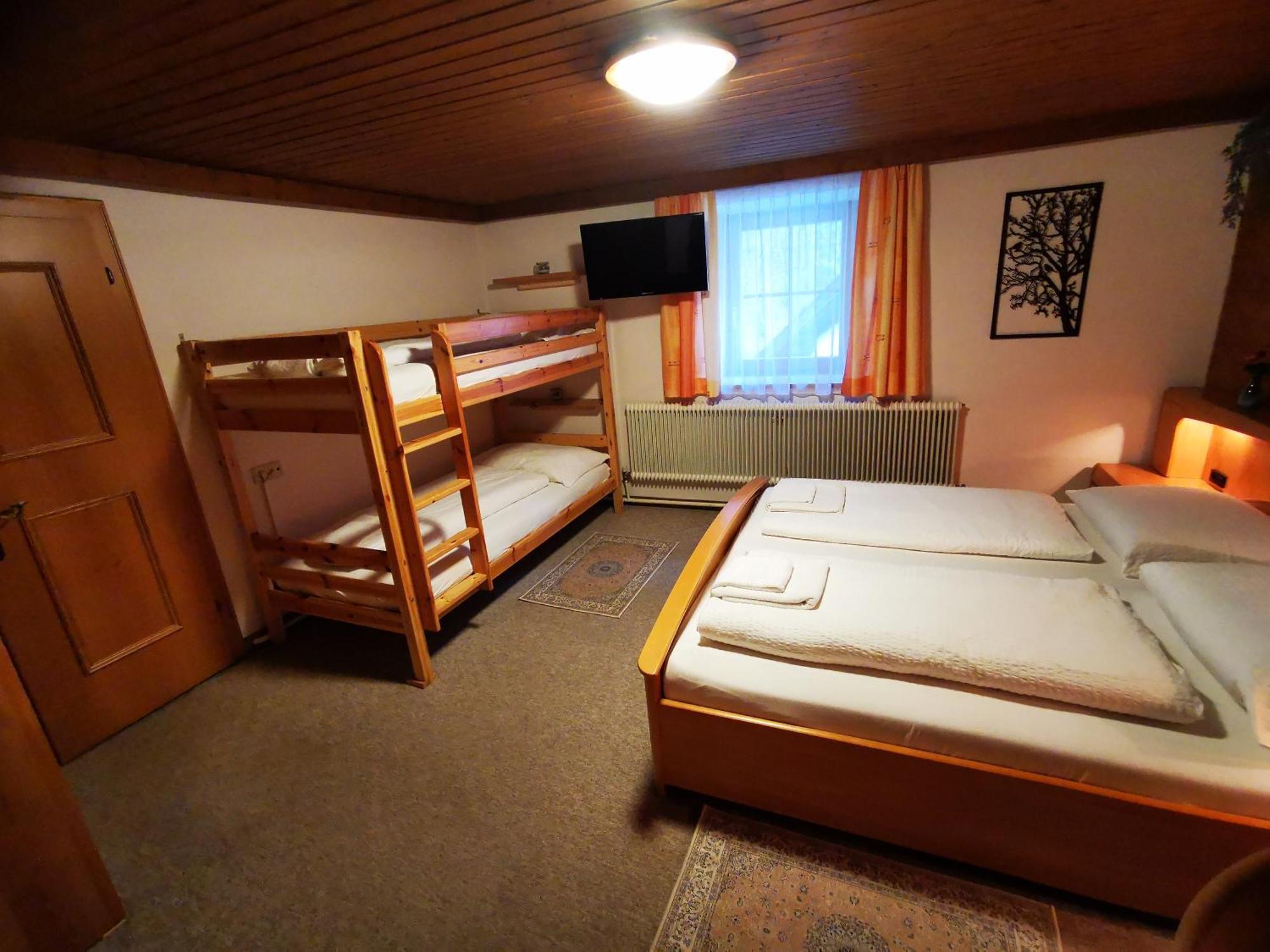 Gasthof Geronimo Weissbach bei Lofer Luaran gambar